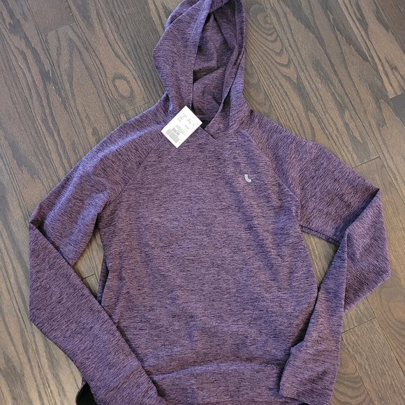 Lole Tops - Lole NWT XS purple sweater